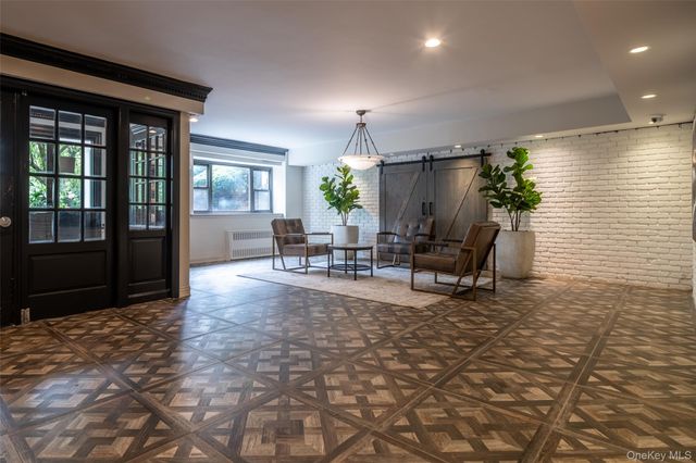 15 Lake Street 4-J, White Plains, NY 10603