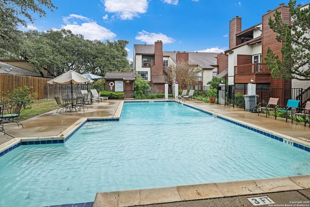 10527 Perrin Beitel Rd Apt D207, San Antonio, TX 78217