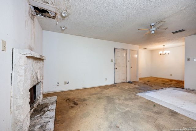 10527 Perrin Beitel Rd Apt D207, San Antonio, TX 78217