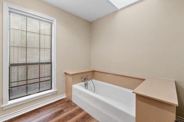 509 Buckingham Pl, Tyler, TX 75701