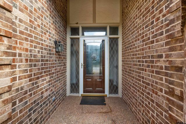 509 Buckingham Pl, Tyler, TX 75701