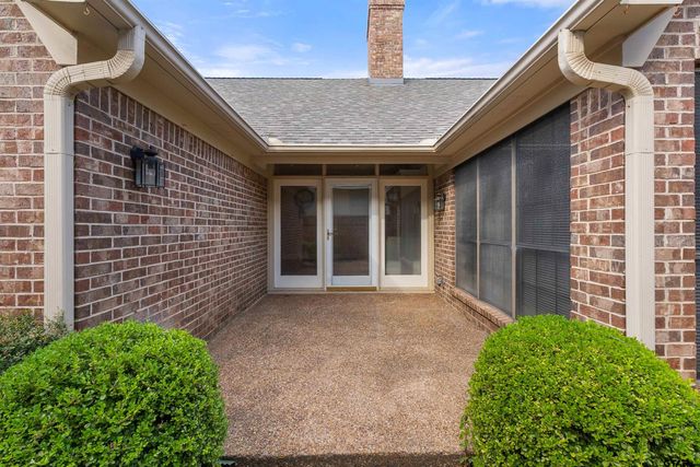 509 Buckingham Pl, Tyler, TX 75701