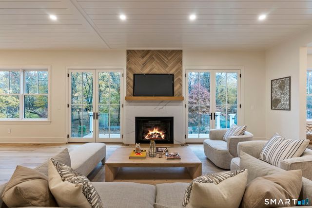 26 Morningside Drive South, Westport, CT 06880