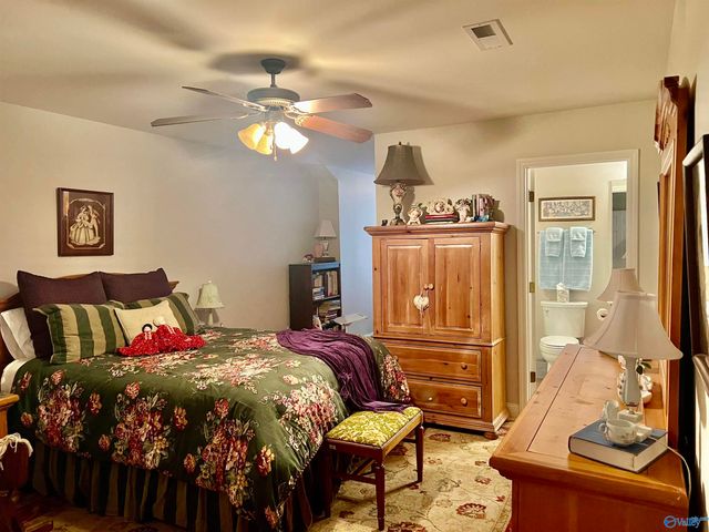 76 Jackson Way, Decatur, AL 35603