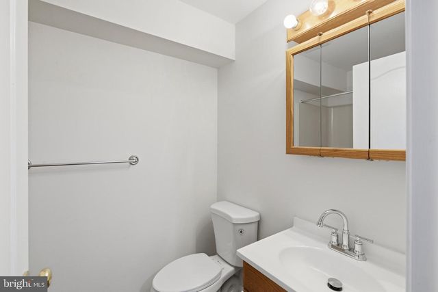 667 HAWK HILL DR, Prince Frederick, MD 20678