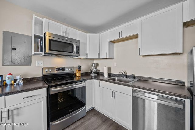 115 Armstrong Drive, Jacksonville, NC 28540