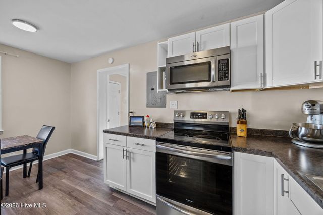 115 Armstrong Drive, Jacksonville, NC 28540