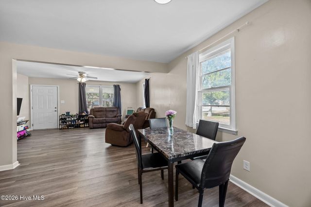 115 Armstrong Drive, Jacksonville, NC 28540