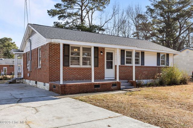 115 Armstrong Drive, Jacksonville, NC 28540