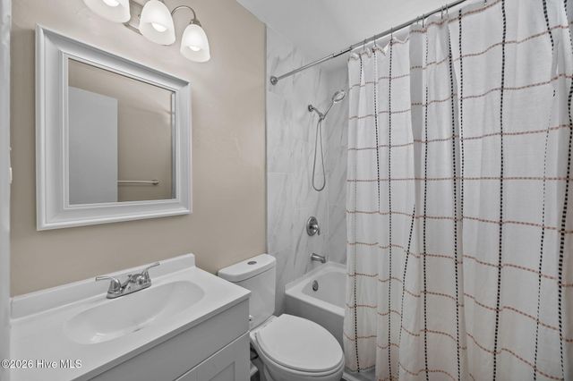 115 Armstrong Drive, Jacksonville, NC 28540