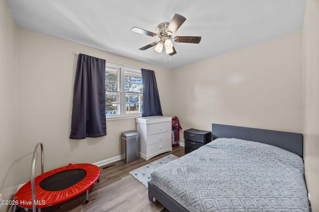 115 Armstrong Drive, Jacksonville, NC 28540