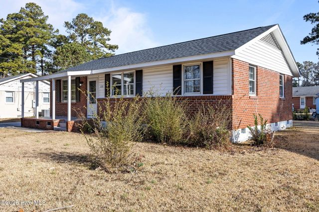 115 Armstrong Drive, Jacksonville, NC 28540