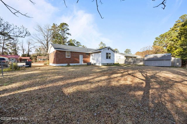 115 Armstrong Drive, Jacksonville, NC 28540