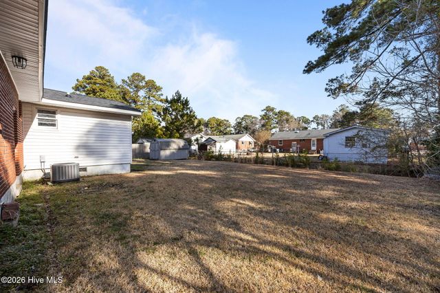 115 Armstrong Drive, Jacksonville, NC 28540