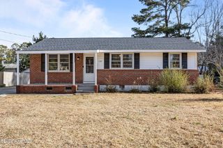 115 Armstrong Drive, Jacksonville, NC 28540
