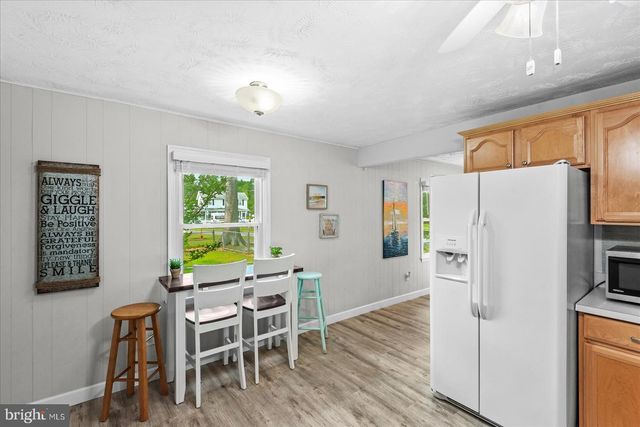 412 MARSHALL AVE, Colonial Beach, VA 22443