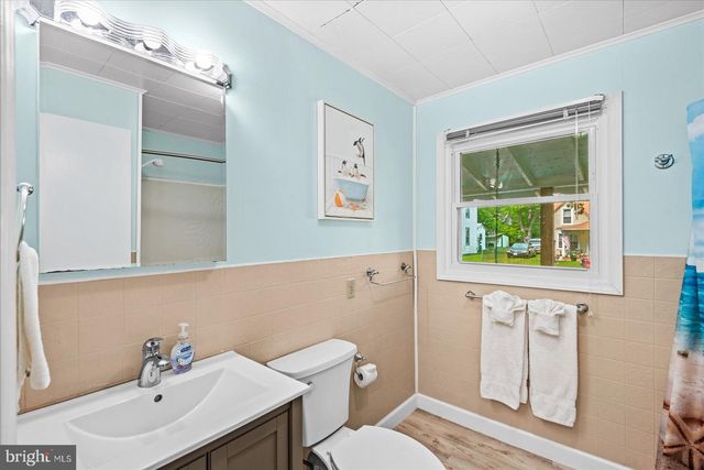 412 MARSHALL AVE, Colonial Beach, VA 22443