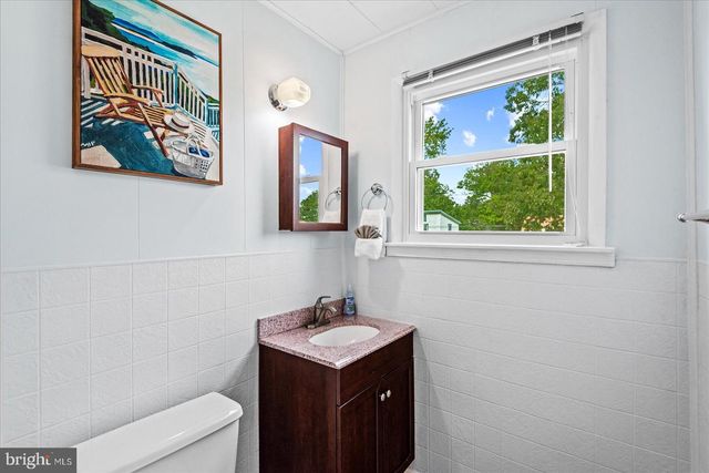 412 MARSHALL AVE, Colonial Beach, VA 22443