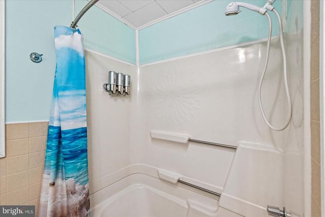 412 MARSHALL AVE, Colonial Beach, VA 22443