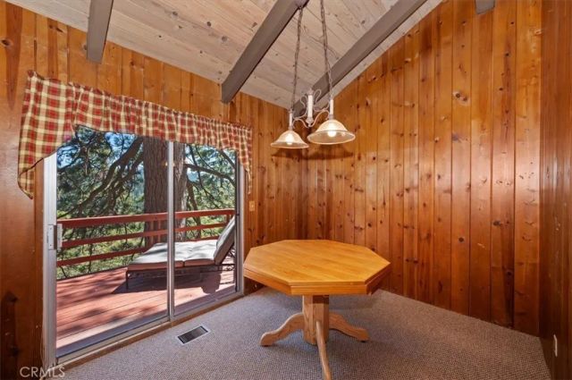 26525 Walnut Hills, Lake Arrowhead, CA 92352