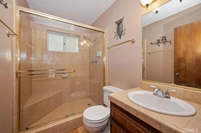 26525 Walnut Hills, Lake Arrowhead, CA 92352