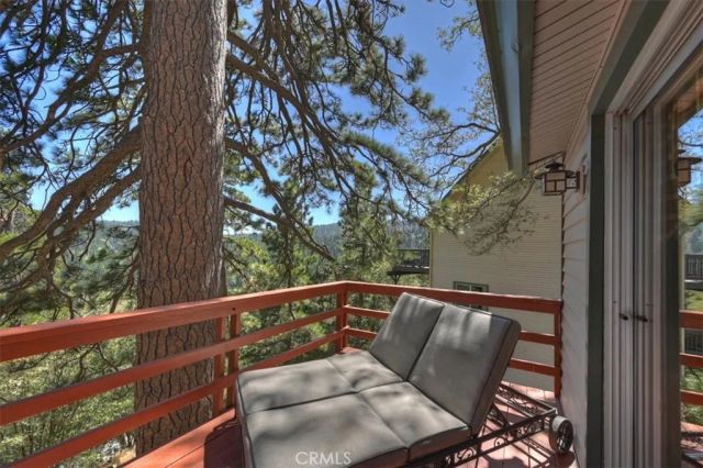 26525 Walnut Hills, Lake Arrowhead, CA 92352