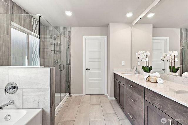 23624 228th Place SE, Maple Valley, WA 98038