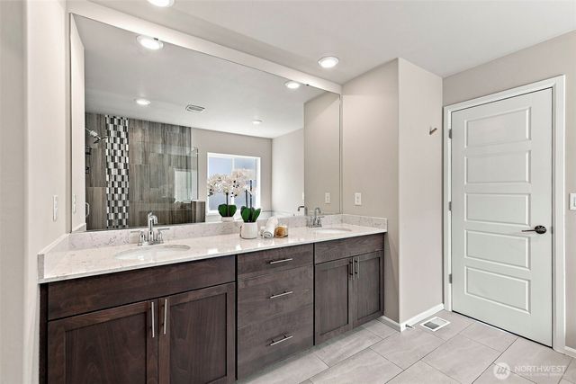 23624 228th Place SE, Maple Valley, WA 98038