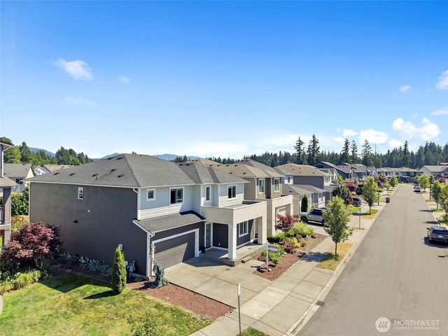 23624 228th Place SE, Maple Valley, WA 98038