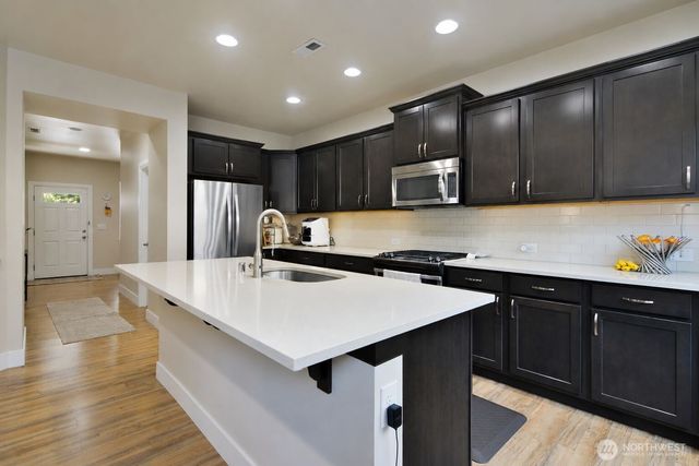 19607 25th Drive SE, Bothell, WA 98012