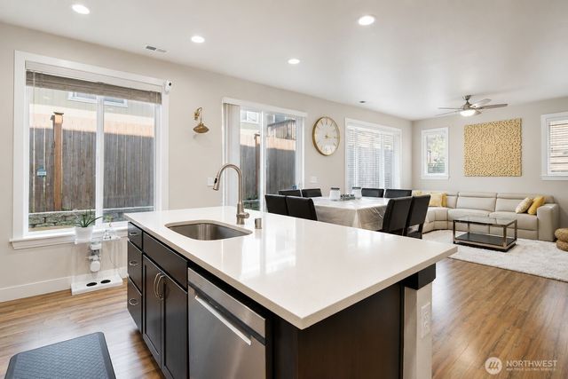 19607 25th Drive SE, Bothell, WA 98012
