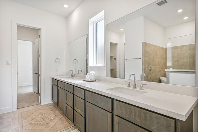 1424 River Point Drive, Friendswood, TX 77546