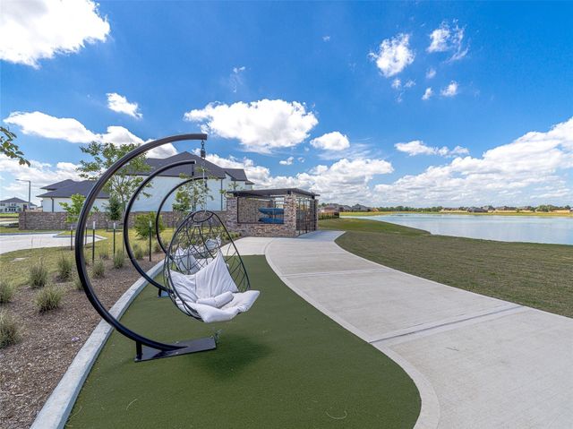 1424 River Point Drive, Friendswood, TX 77546