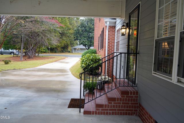 306 Warsaw Road, Clinton, NC 28328