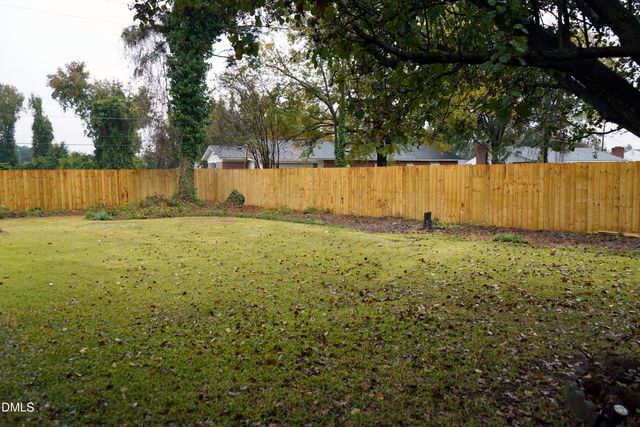 306 Warsaw Road, Clinton, NC 28328