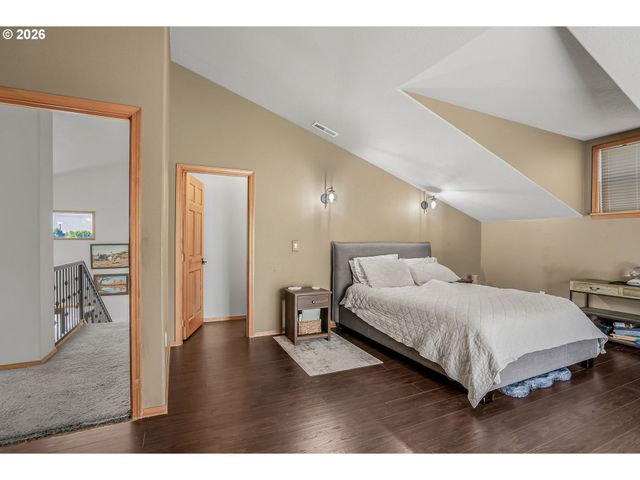 1760 Sw GOUCHER Ct, Mc Minnville, OR 97128