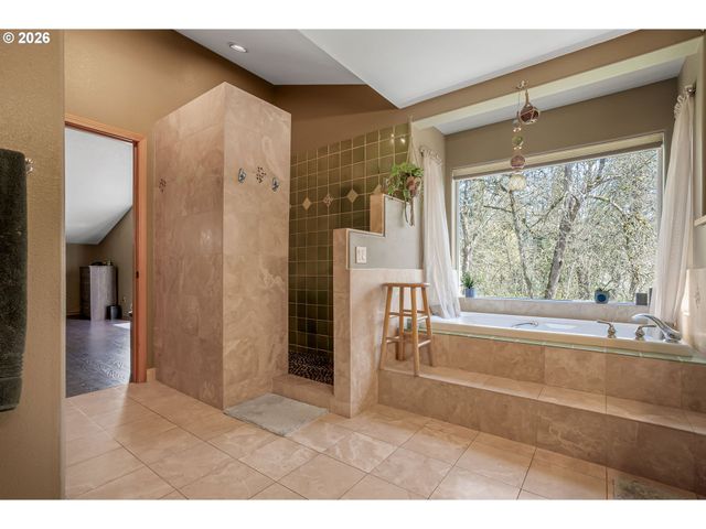 1760 Sw GOUCHER Ct, Mc Minnville, OR 97128