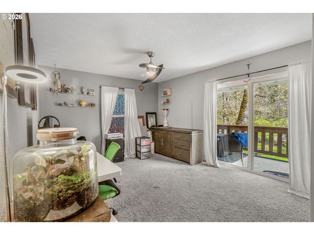 1760 Sw GOUCHER Ct, Mc Minnville, OR 97128