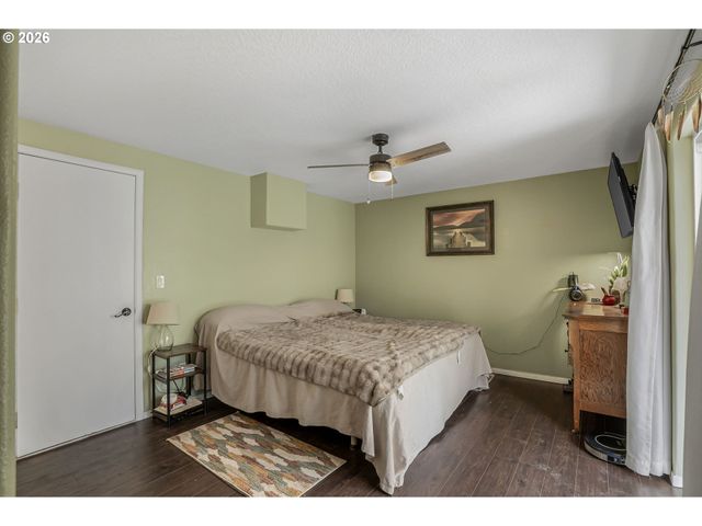 1760 Sw GOUCHER Ct, Mc Minnville, OR 97128