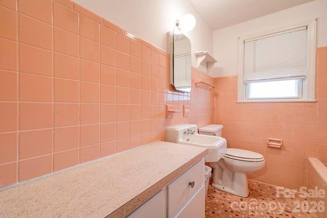 714 Linwood Road, Kings Mountain, NC 28086