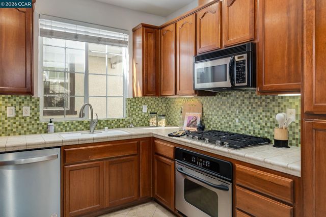 5416 Sandy Ct, Richmond, CA 94806