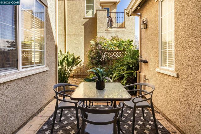 5416 Sandy Ct, Richmond, CA 94806