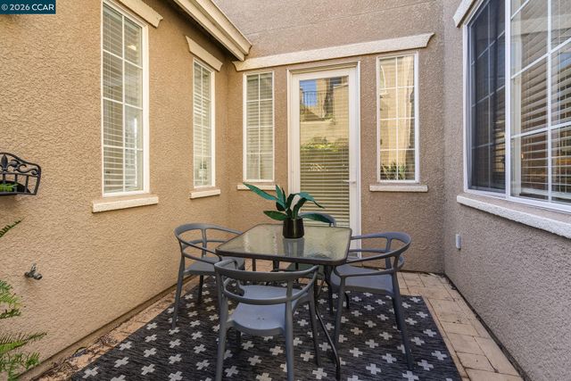 5416 Sandy Ct, Richmond, CA 94806