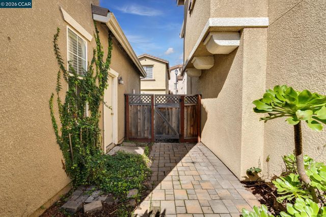 5416 Sandy Ct, Richmond, CA 94806