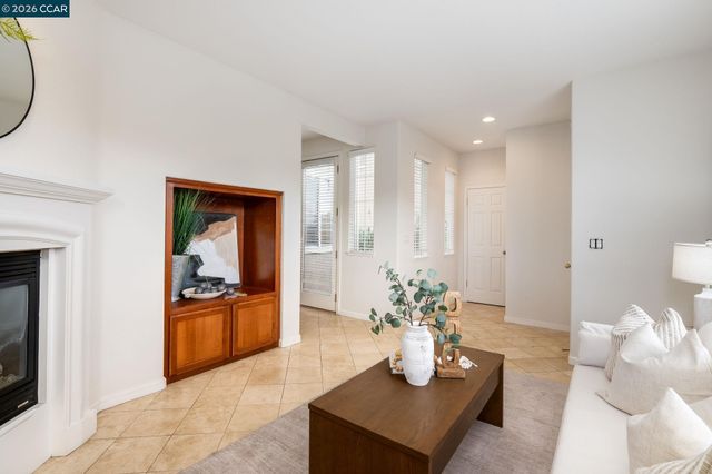 5416 Sandy Ct, Richmond, CA 94806