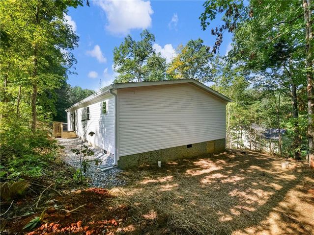 277 Eden Woods, Clarkesville, GA 30523