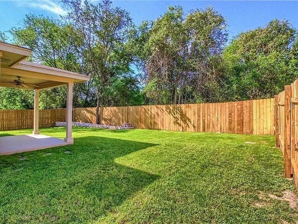 244 San Felipe DR, Kyle, TX 78640