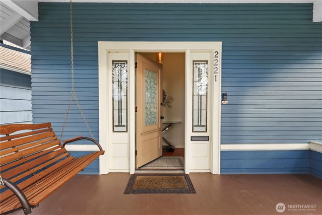 2221 Virginia Avenue, Everett, WA 98201