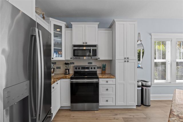 6908 HOLMES BOULEVARD, Holmes Beach, FL 34217