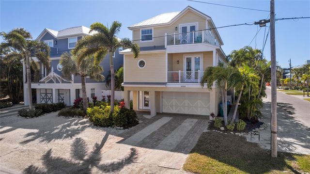 6908 HOLMES BOULEVARD, Holmes Beach, FL 34217